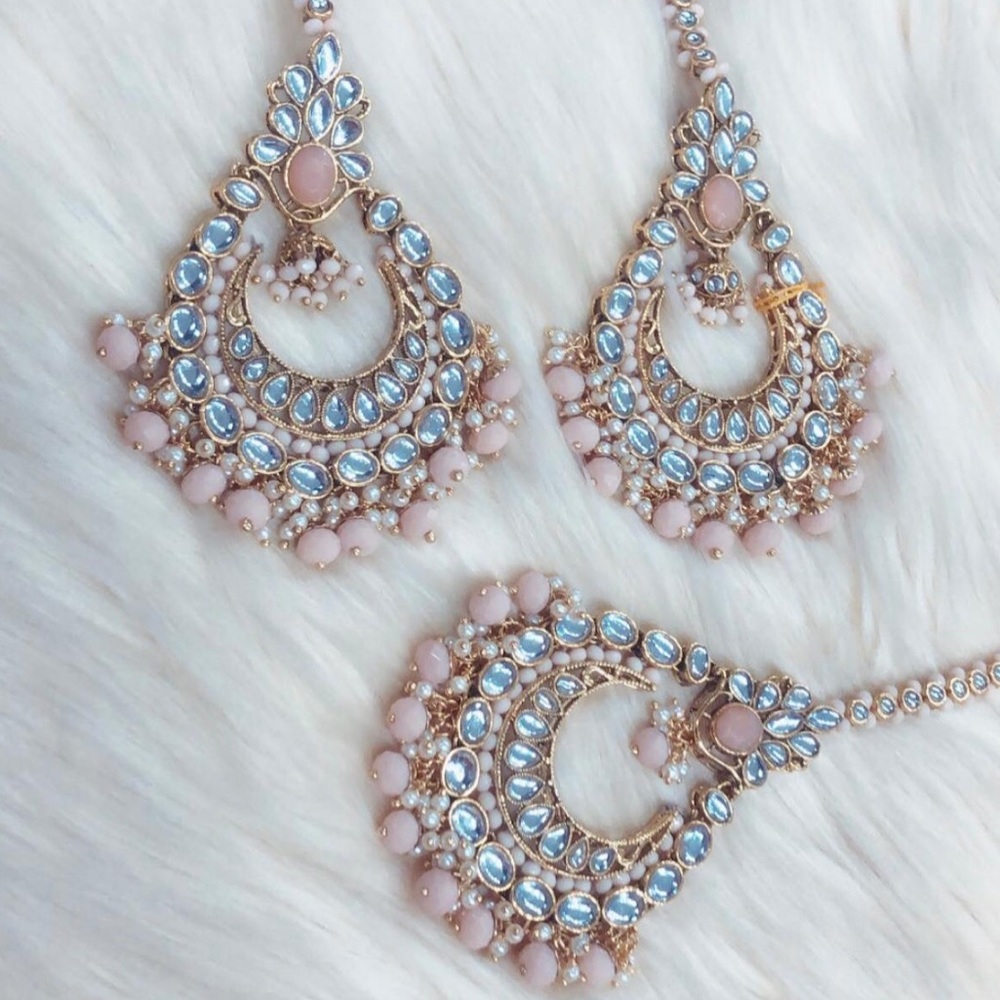 Indian Jewelry Tikka Set